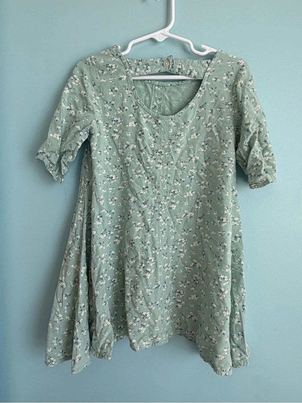 Old Navy Girls 5T Sage Green Floral Swing Dress 100% Rayon